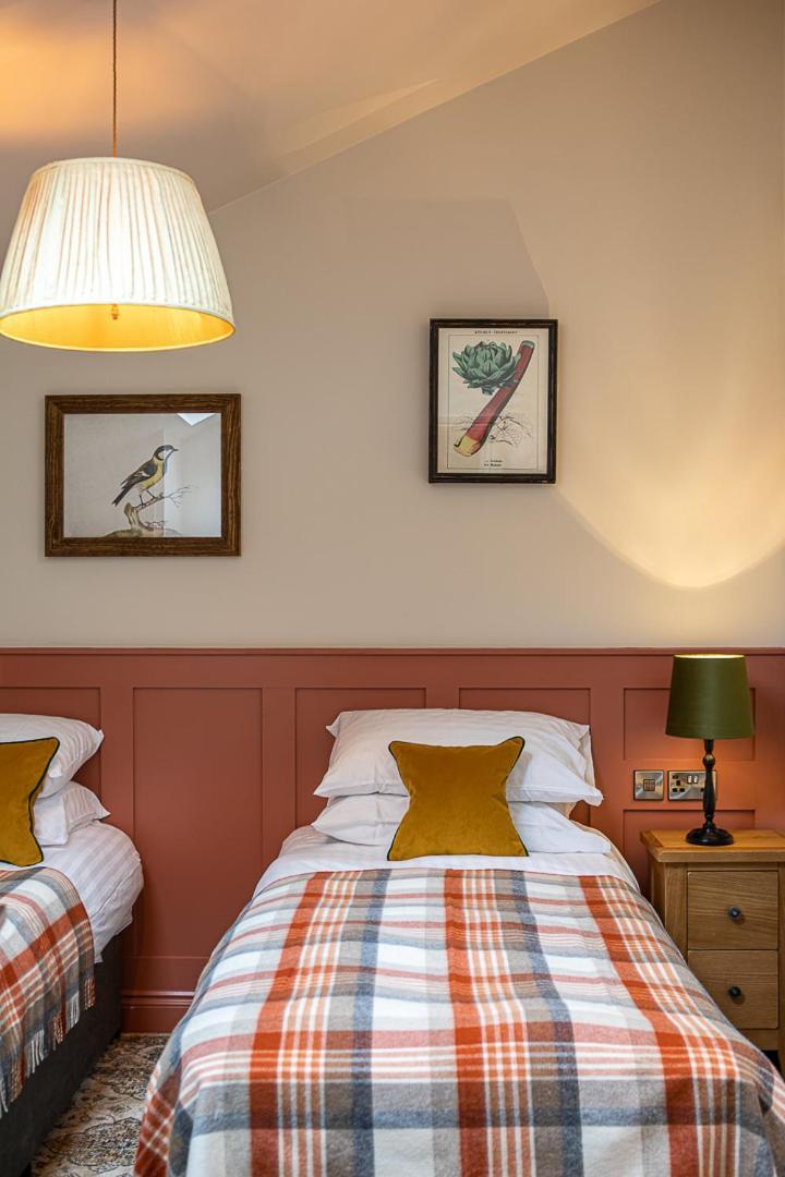 The Filly Inn Brockenhurst Room photo